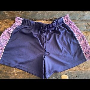 Activewear shorts